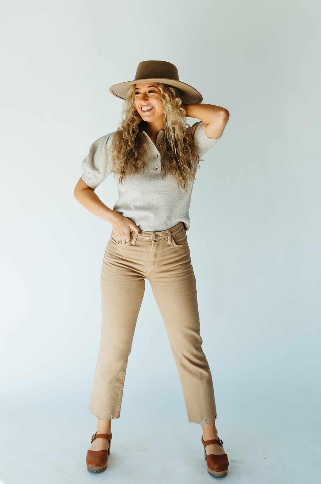 khaki_denim_mid_rise_cropped_distressed_straigt_leg_womens