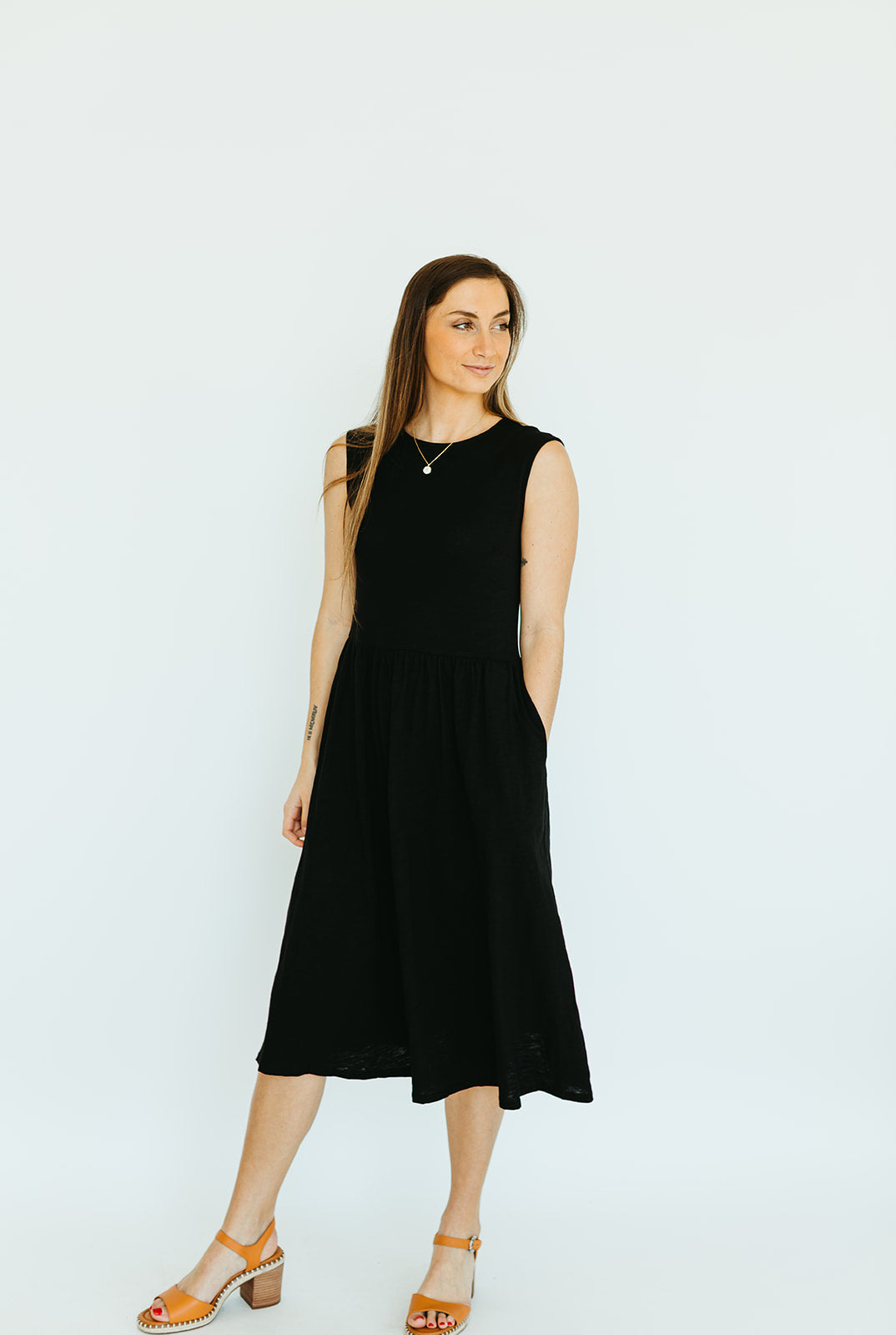 black_tank_cotton_dress_pockets